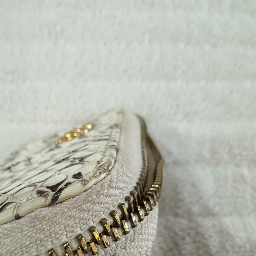 C Wonder Snakeskin Wallet - Picture 12 of 13